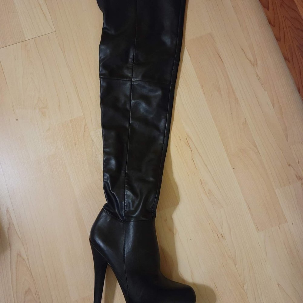 Super Sexy Black Thigh high boots